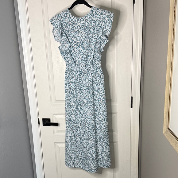 Sienna Sky Blue Floral Maxi Dress - Picture 7 of 7